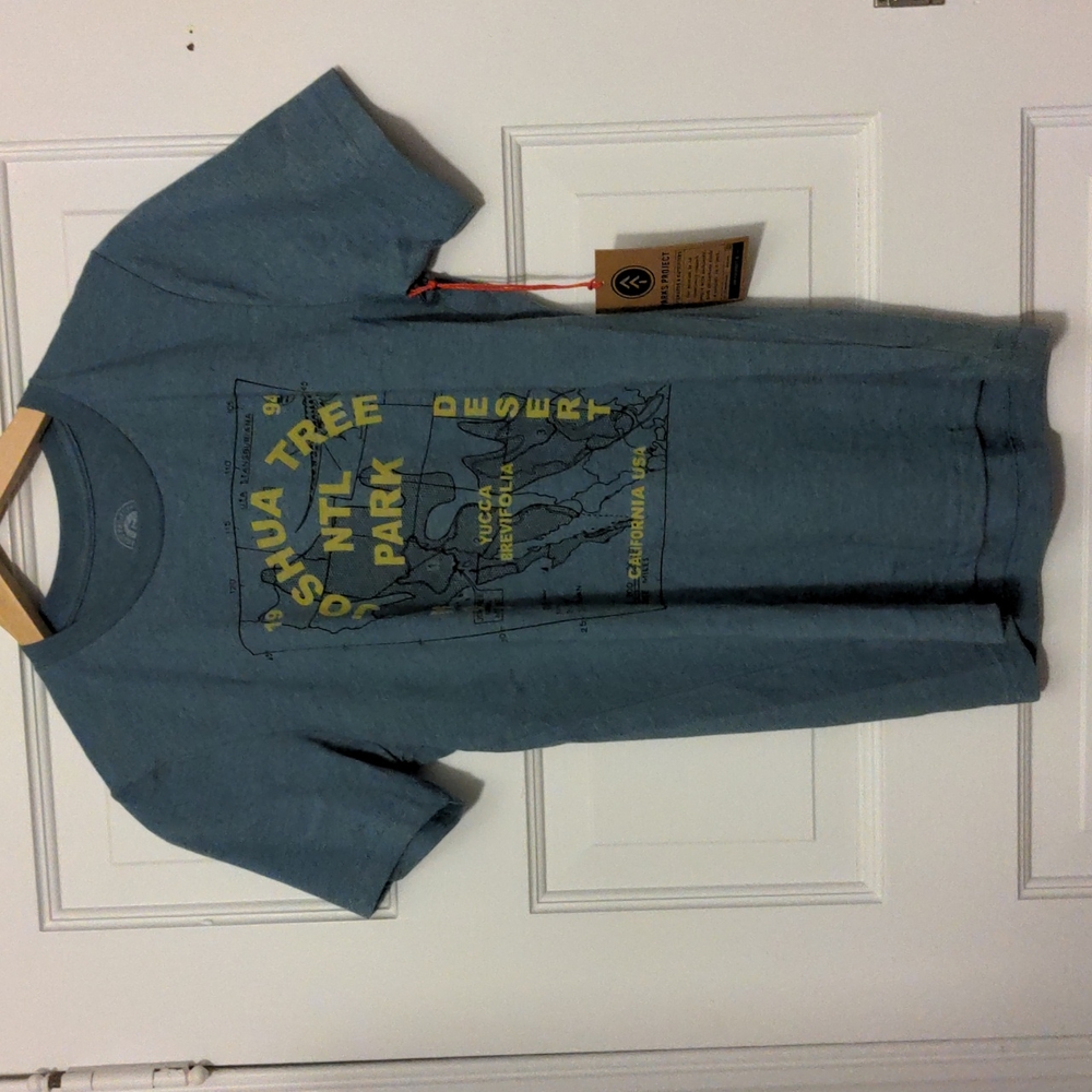 Joshua Tree t-shirt, NWT, soft!